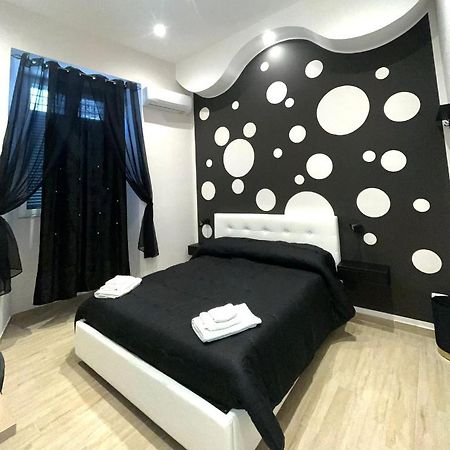 Venezia Rooms Nápoles Exterior foto