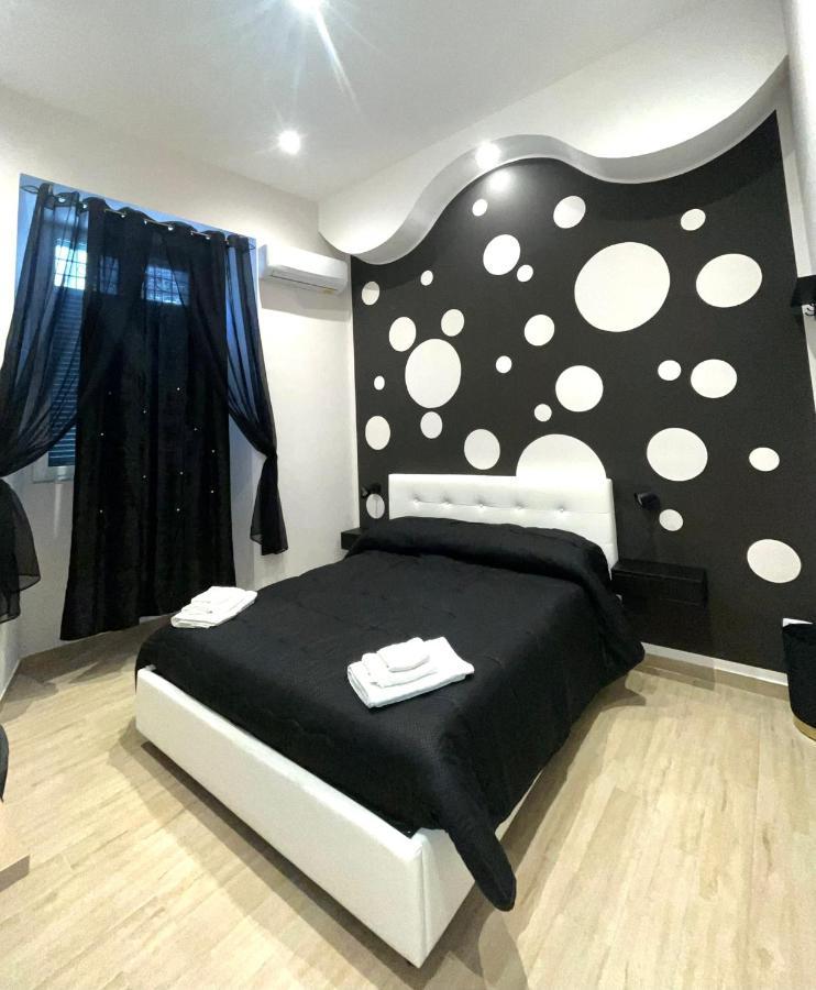 Venezia Rooms Nápoles Exterior foto